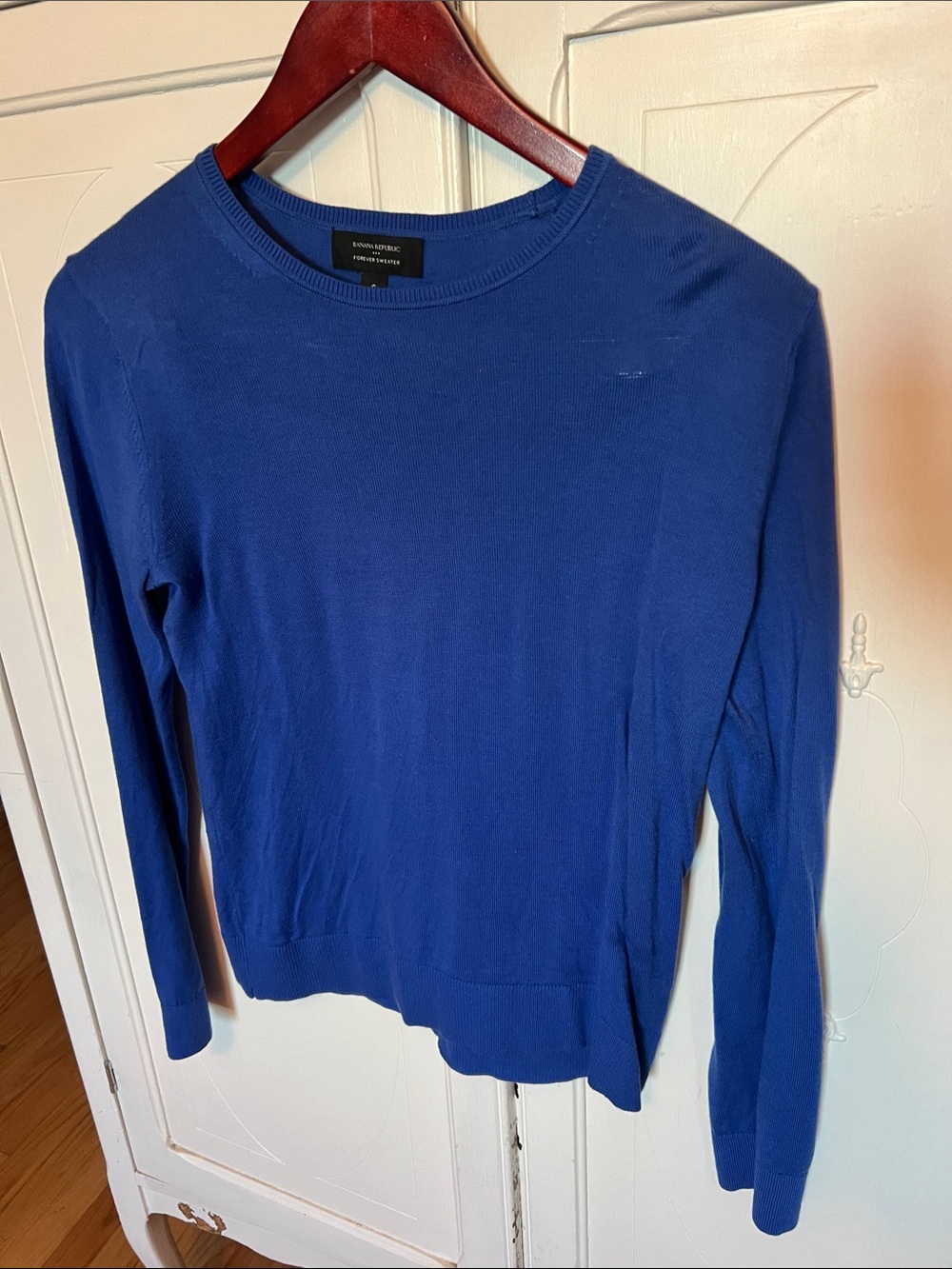 2/$7 Banana Republic Women's Cobalt Crewneck Forever Sweater